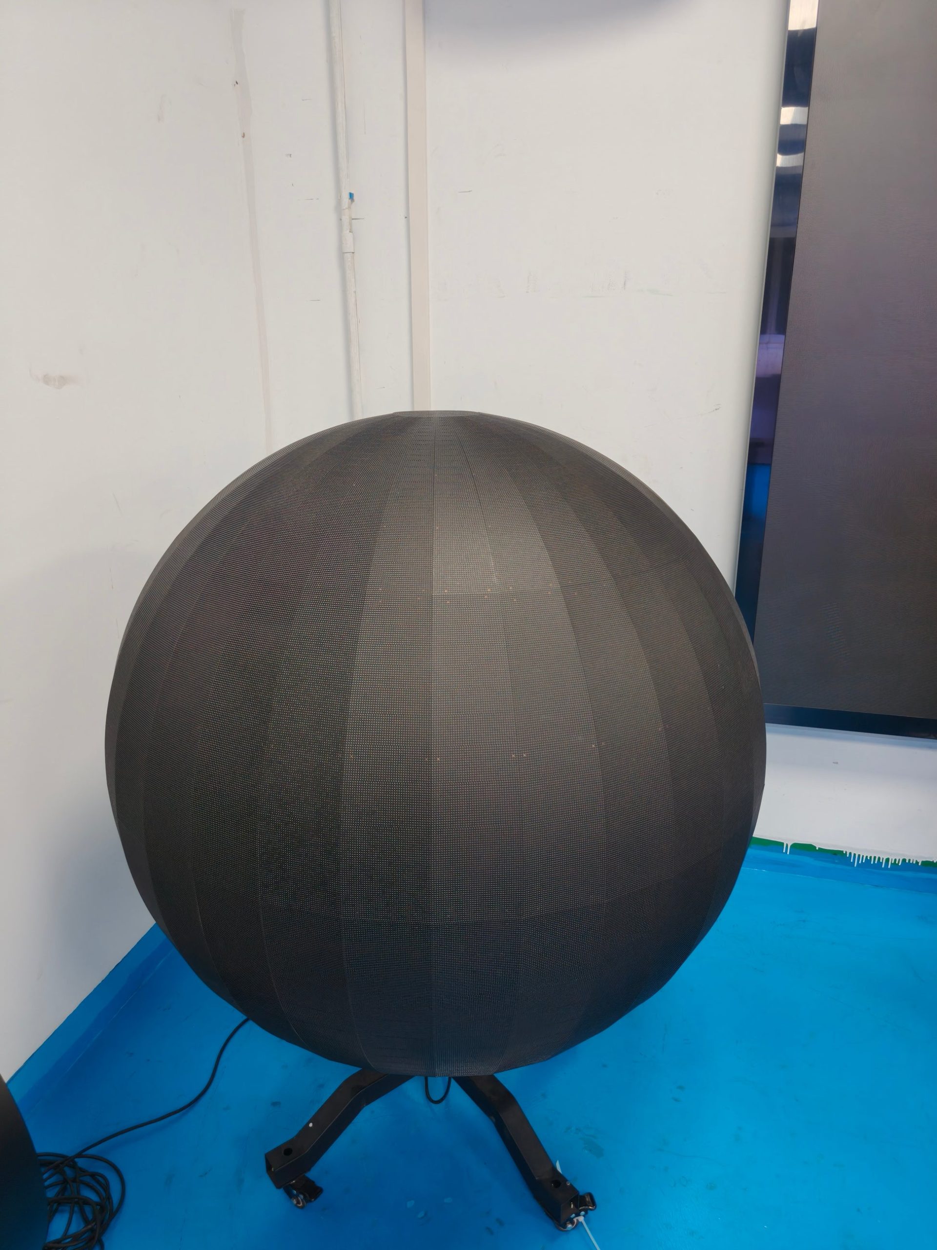 Indoor Spherical Screen, Creating a Unique Visual Focus in the Space (Price for reference) - Image 3